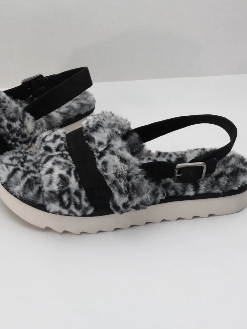 Koolaburra By UGG Fuzzed Out Cheetah Women's Size 9 Black White Slide Sand